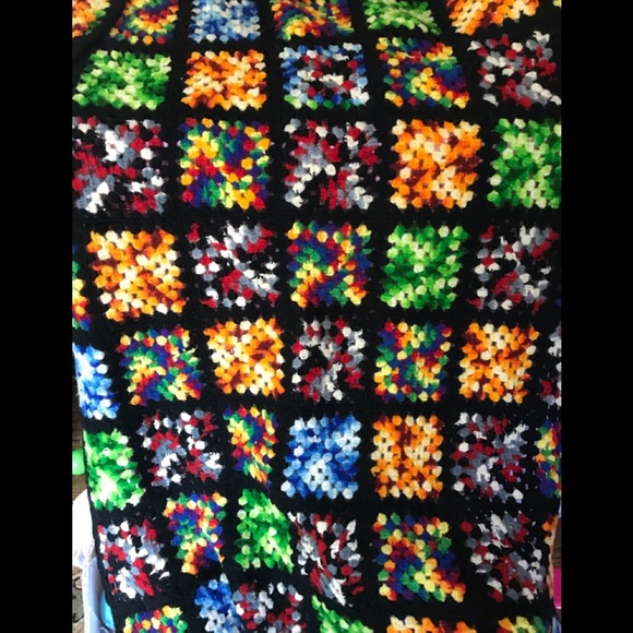 Rare Vintage 100% Wool Crochet Blanket - Picture 2 of 8